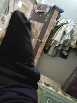 Big_dick_saurabh stripchat live cam model