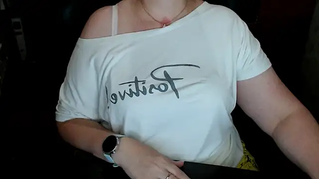 AlisaHot55 stripchat live cam model