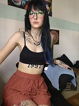 Smokaxhontas stripchat live cam model