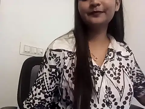 wow_nisha_sem stripchat live cam model