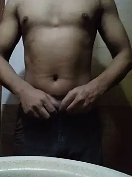 coltfangs stripchat live cam model