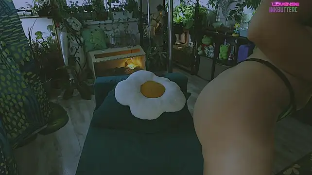 Inkbuttercup stripchat live cam model