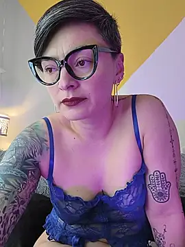kat_paradise stripchat live cam model