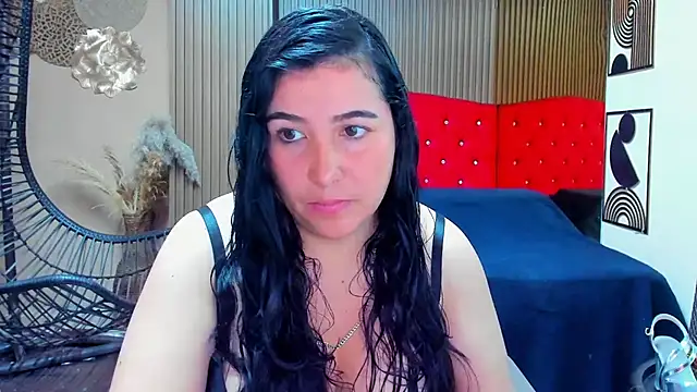 BBWLuxuryMuse stripchat live cam model