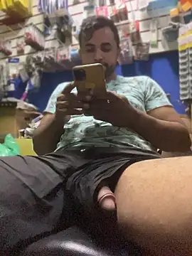 Sheik_z_o stripchat live cam model