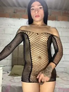 LUCIANA_FOX_TS stripchat live cam model