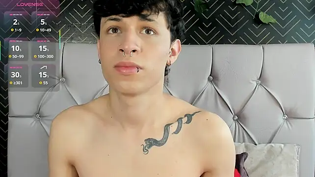 Axel__Evans stripchat live cam model