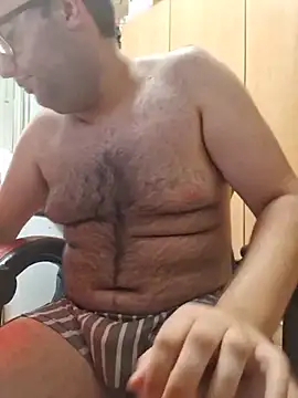 Javier_bear stripchat live cam model