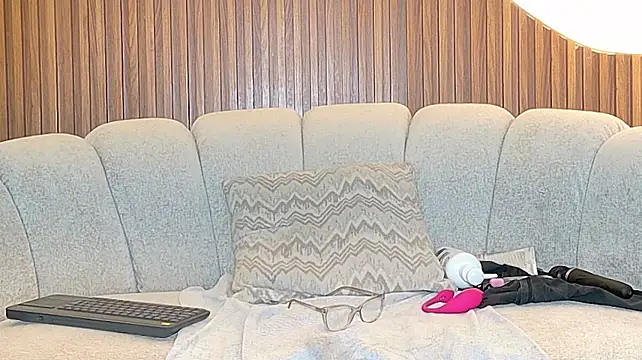 anellejones stripchat live cam model