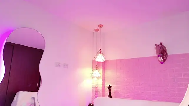 VainillaSecret stripchat live cam model