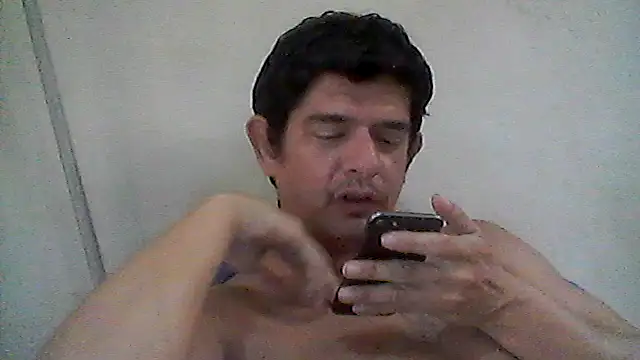 Marobronco stripchat live cam model