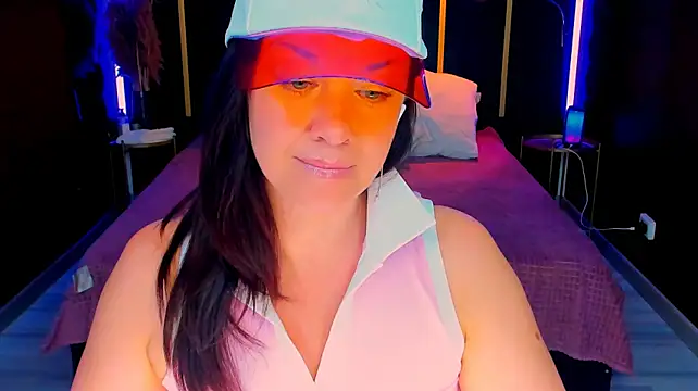 AnaMills stripchat live cam model