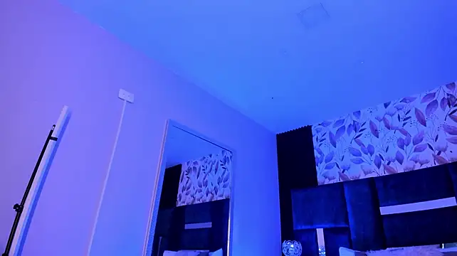 GiselOrtiz stripchat live cam model
