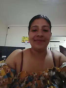 Antonella_Sm stripchat live cam model
