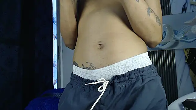 BIG_LOVERS33 stripchat live cam model