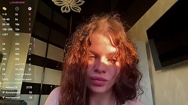 IlianaKaleel stripchat live cam model