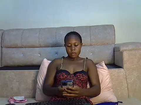 cuttiekimmy stripchat live cam model