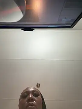 Bootyliciouse21X stripchat live cam model
