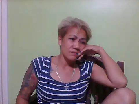 pinayheartaker stripchat live cam model