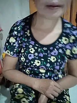 cake2001 stripchat live cam model