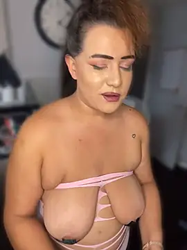 BubblesLovexox stripchat live cam model