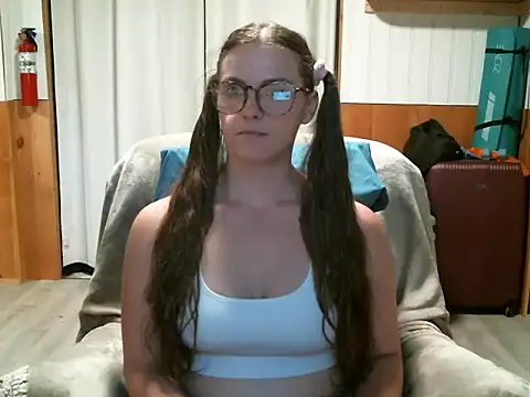 katie_kitten38 stripchat live cam model