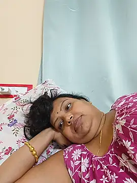 deepika_padukoni44 stripchat live cam model