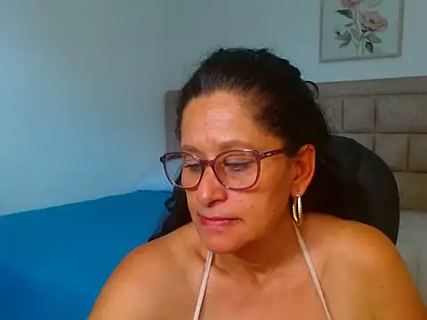 juanitaaxooxx stripchat live cam model