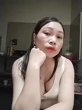 Cong2211 stripchat live cam model