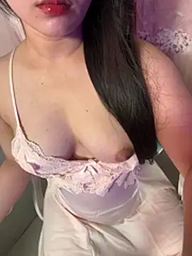 Rose_077 stripchat live cam model