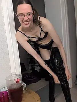 MrsCrazy18 stripchat live cam model