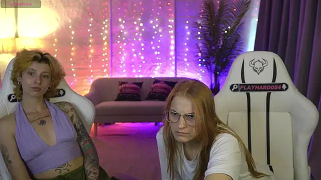 Nora054 stripchat live cam model