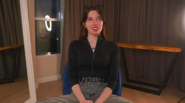 DeadraChaplik stripchat live cam model