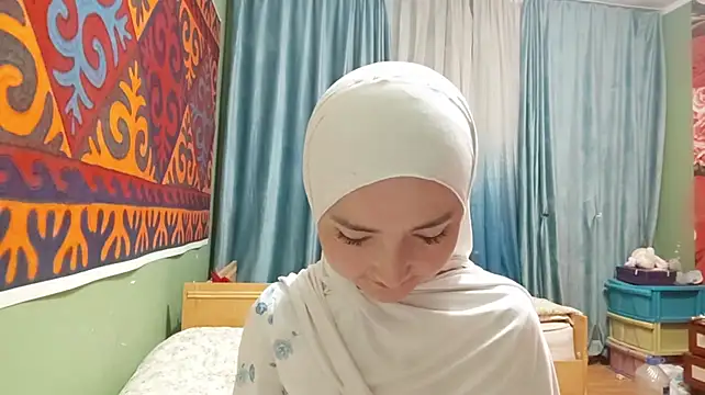 LeyaStory stripchat live cam model
