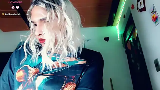 kiaravzadams stripchat live cam model