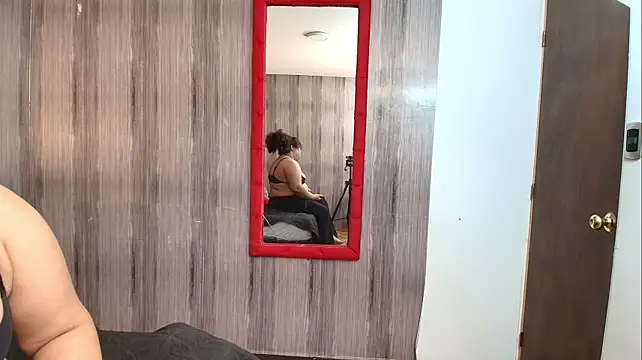 RebecaJhons stripchat live cam model