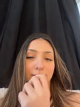 MiaFix stripchat live cam model
