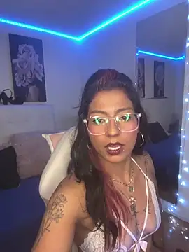 SamathaMay stripchat live cam model