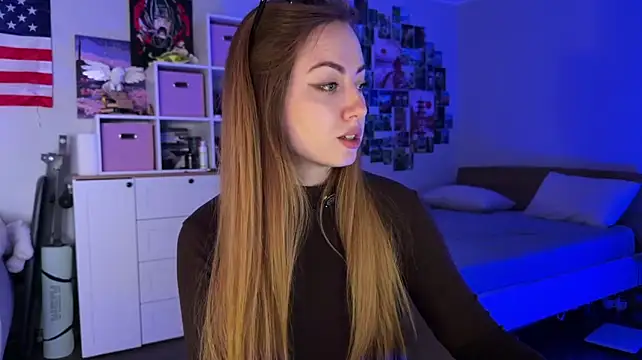 LinaWitch stripchat live cam model