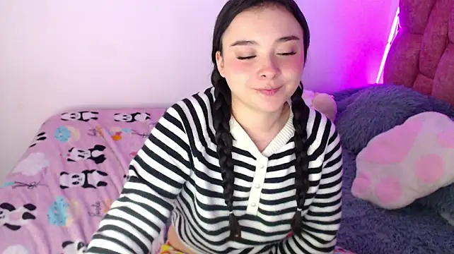 nahia__2 stripchat live cam model
