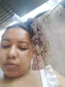 Ninibella stripchat live cam model