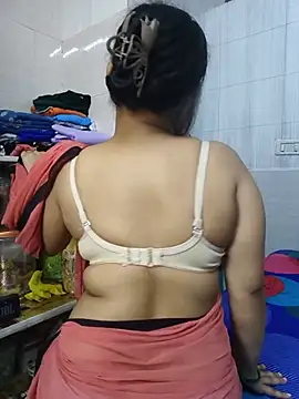 shalini_gupta05 stripchat live cam model