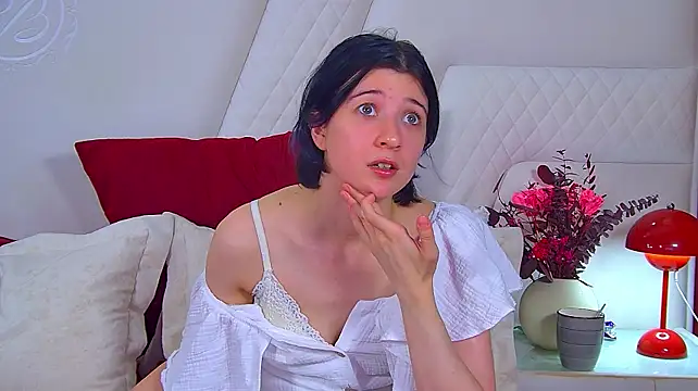 AnneAvelin stripchat live cam model