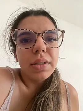 Sophie187 stripchat live cam model