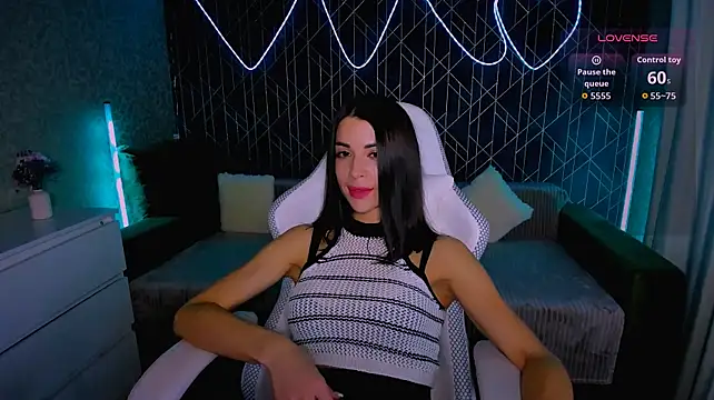 KetiMoon stripchat live cam model