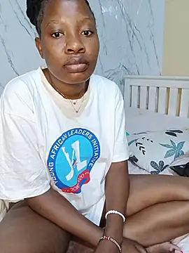 Caygir stripchat live cam model