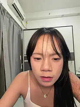 qzbaobao stripchat live cam model