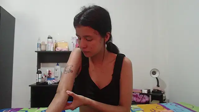 nathaly_jones_ stripchat live cam model