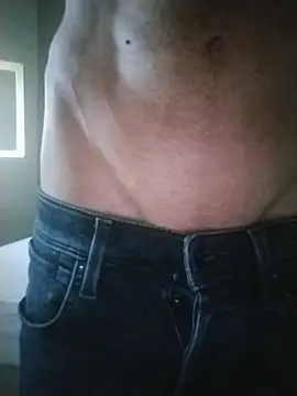 Disponible13 stripchat live cam model