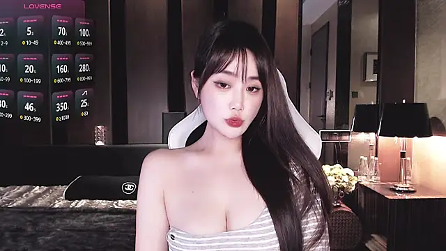 Cynthia_69 stripchat live cam model